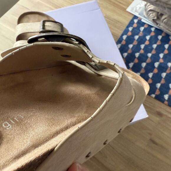 Double Strap platform sandals - Madden Girl moisture wicking - Picture 7 of 7